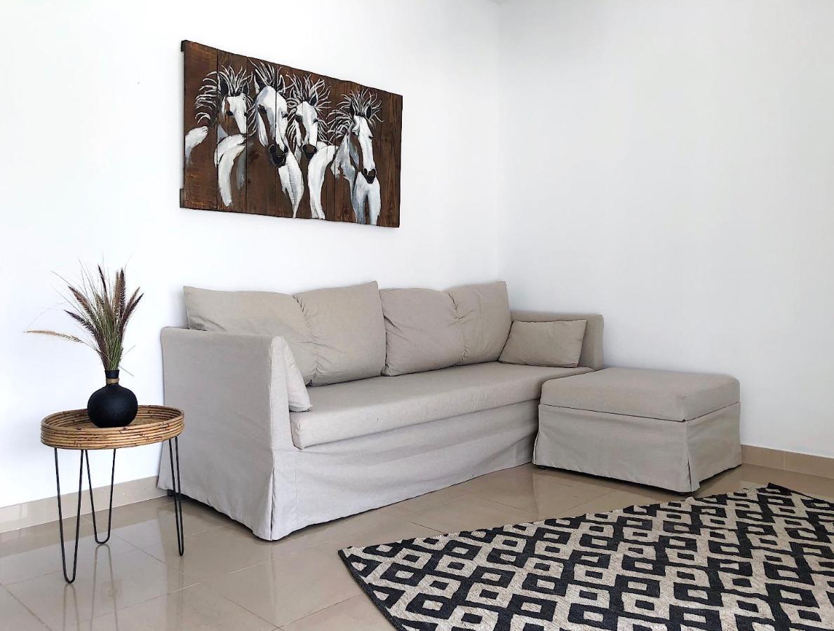 Villa D'Aina * Propiedad Privada Con Piscina Cala en Bosch Ngoại thất bức ảnh